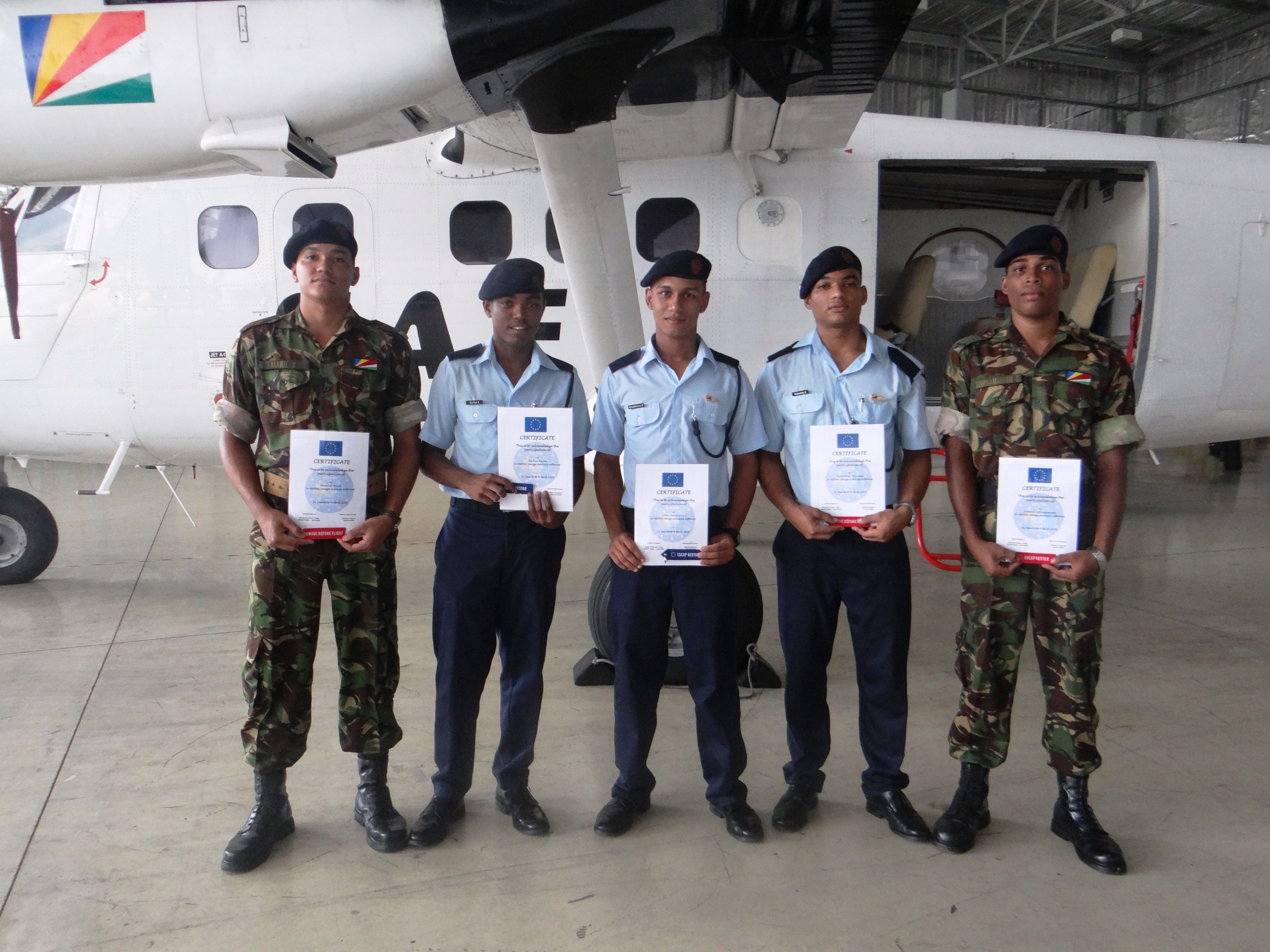 SAF Trainees Receive Certs SAF Trainees Receive Certs